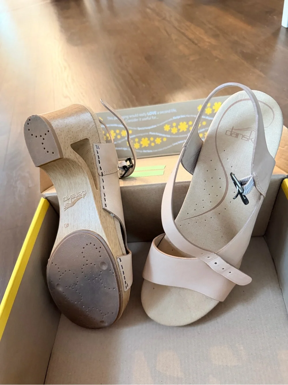 Dansko Tasha Natural Tan Leather Cutout Platform Wedge Sandals Size 40 / 9.5-10